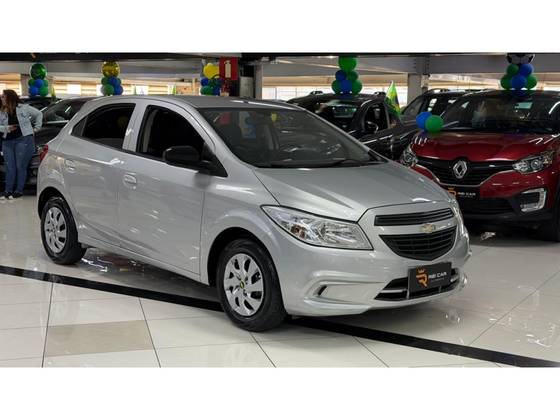 CHEVROLET ONIX 1.0 MPFI JOY 8V FLEX 4P MANUAL CHEVROLET ONIX 1.0 MPFI JOY 8V FLEX 4P MANUAL
